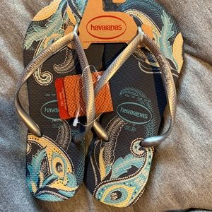 NEW Havaianas Sandals